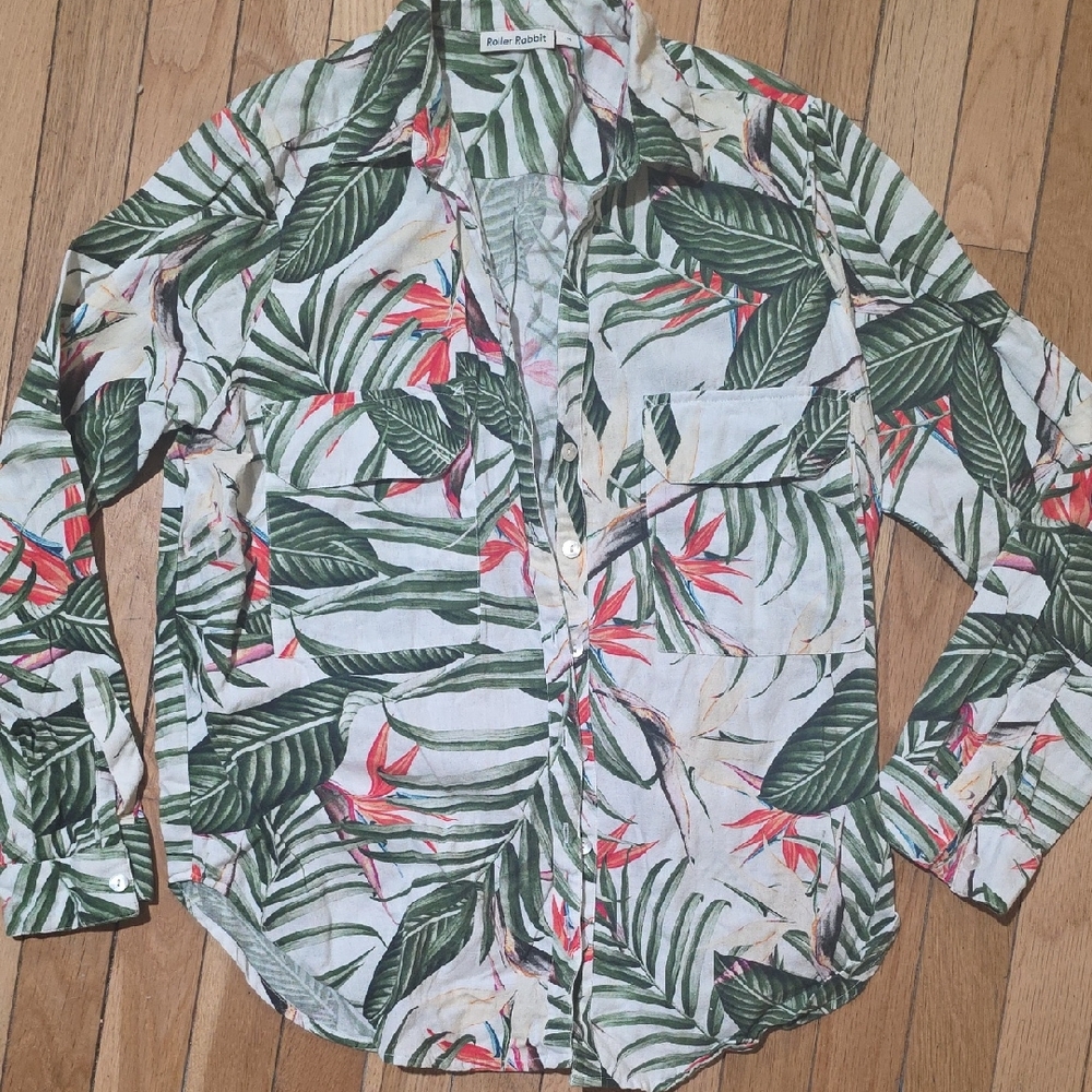 Roller Rabbit Green and Red Leaf Print Button Down Shirt